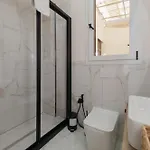 בית הארחה Dimora Costa 4*